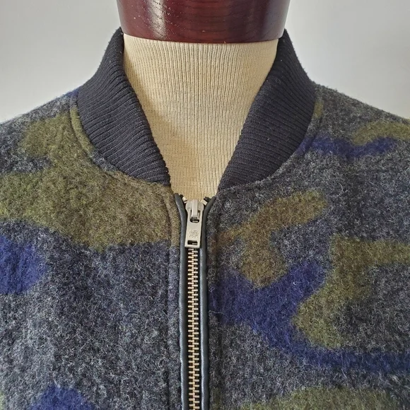 SUPERDRY Evie wool bomber. Size medium - Picture 3 of 15